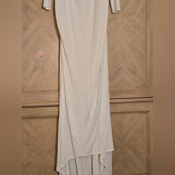 Motherhood Maternity Off the Shoulder Long Sleeve Maternity Maxi Gown. WHITE. XL - Picture 6 of 14